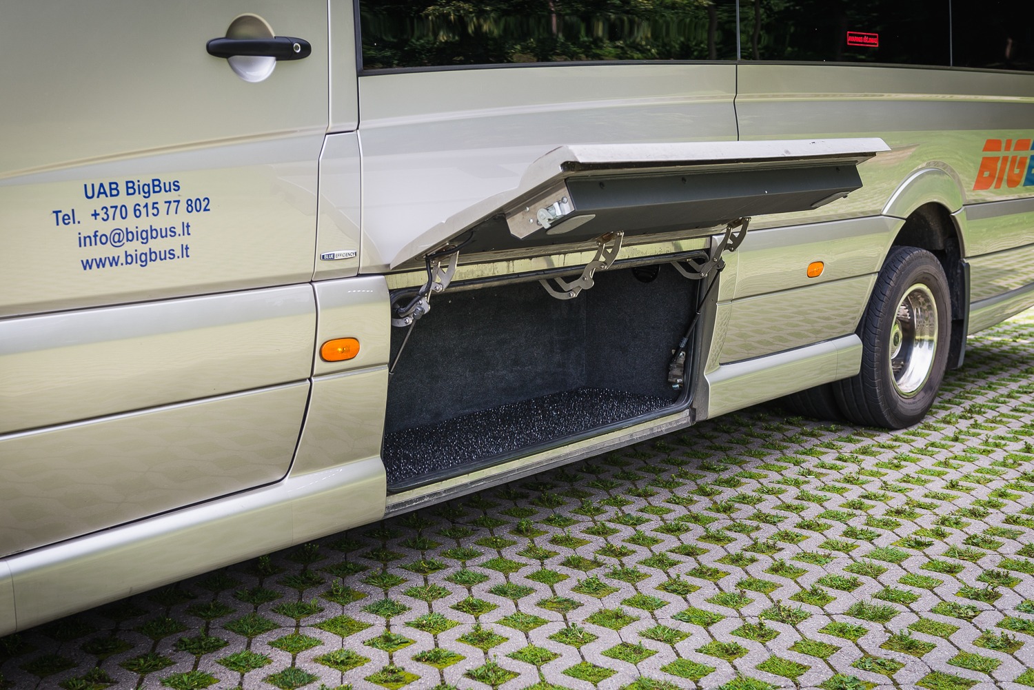 Mercedes-Benz Sprinter 519