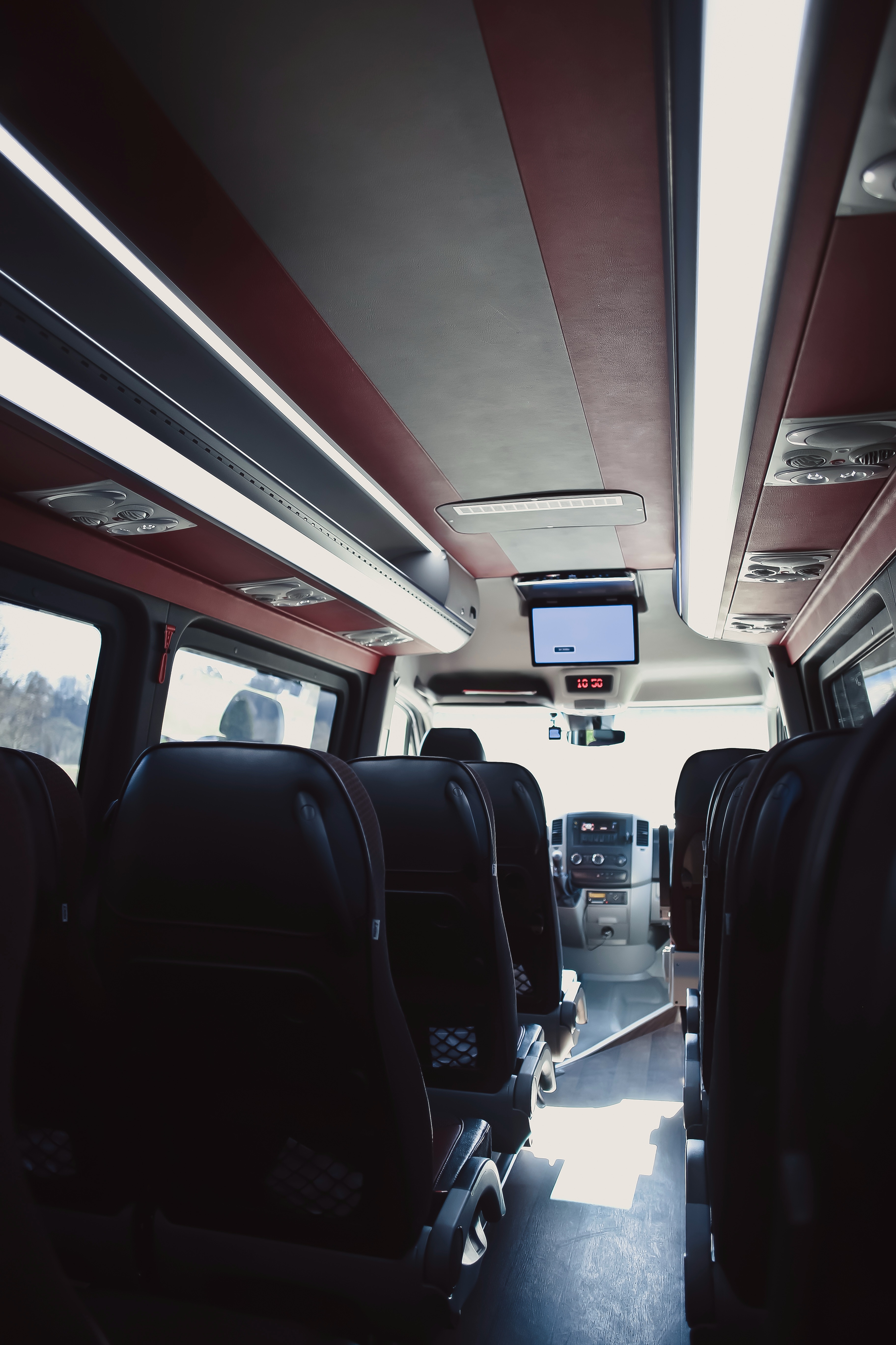 Mercedes-Benz Sprinter 319